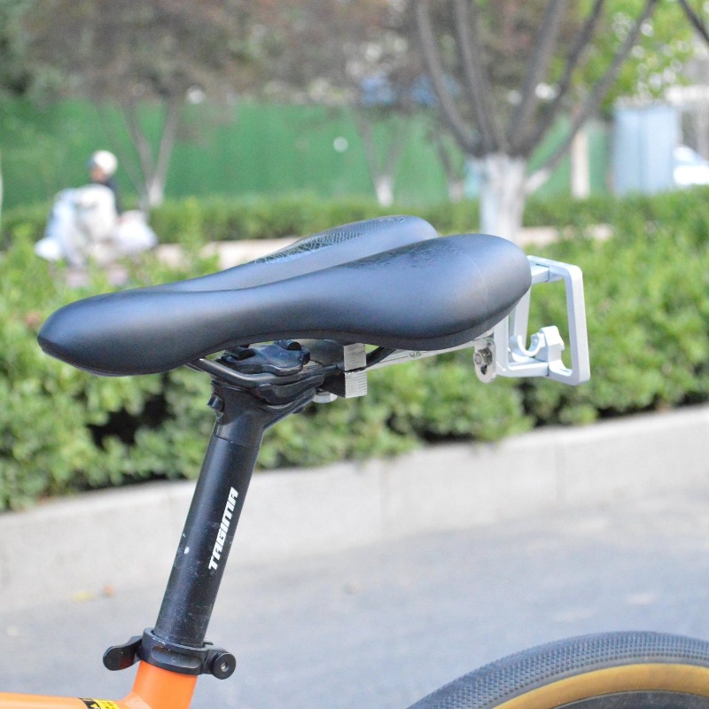 Porte-bagages arrière en acier - Travel Accessories Bike avis et prix
